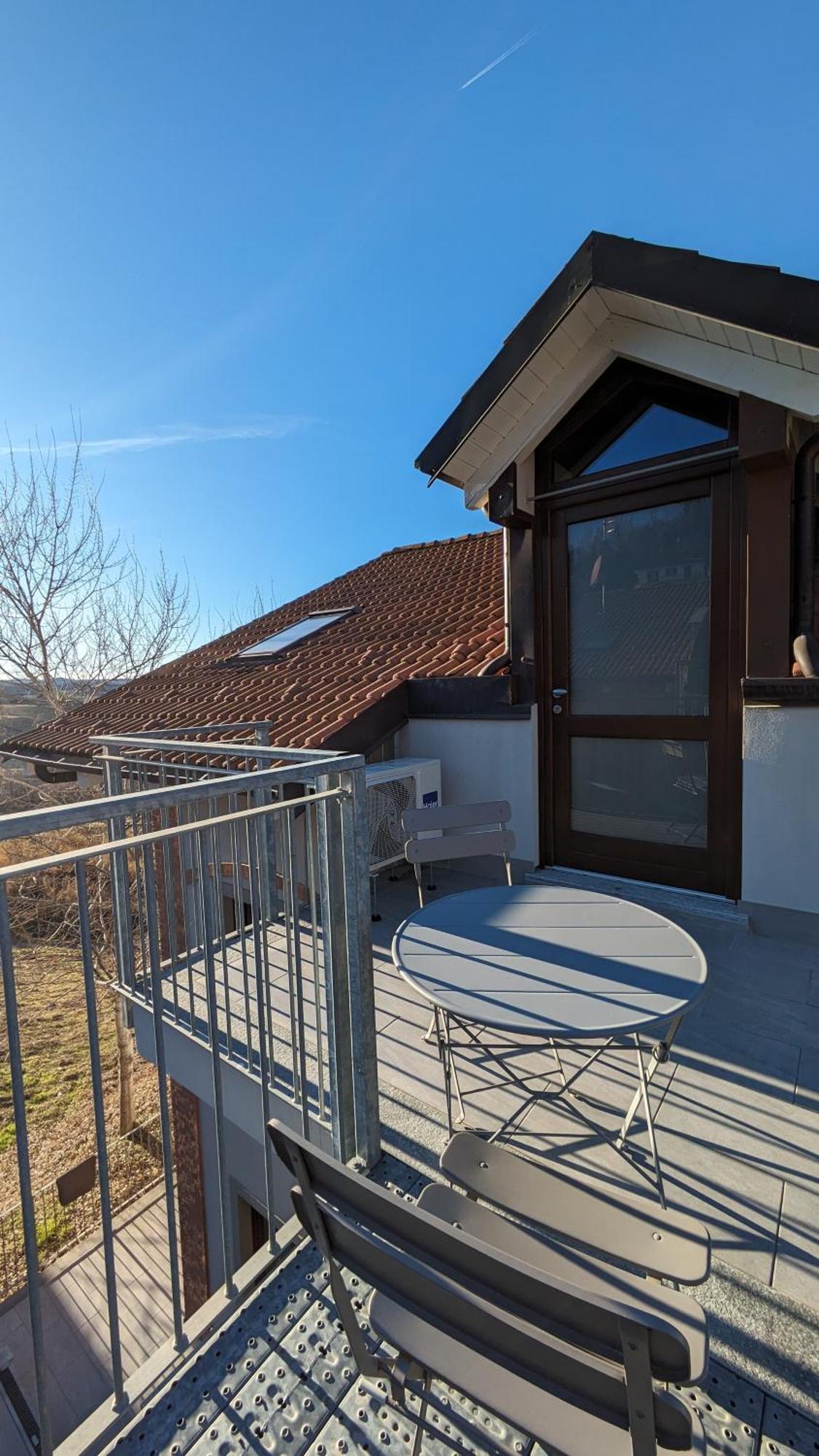 Charming Barolo Wine Loft Monforte dʼAlba Exterior foto